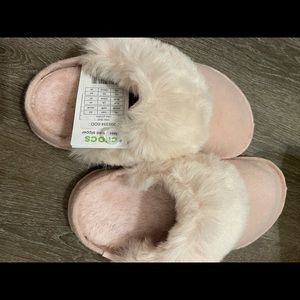 Crocs Light Pink Slippers